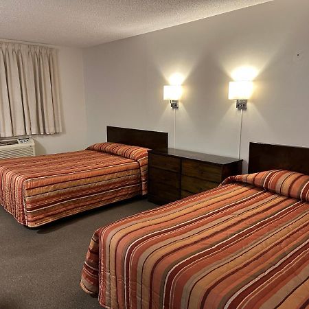 Yellow Quill Motel Portage la Prairie Extérieur photo