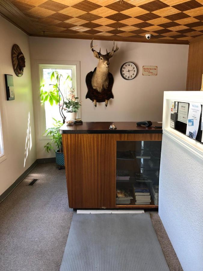 Yellow Quill Motel Portage la Prairie Extérieur photo