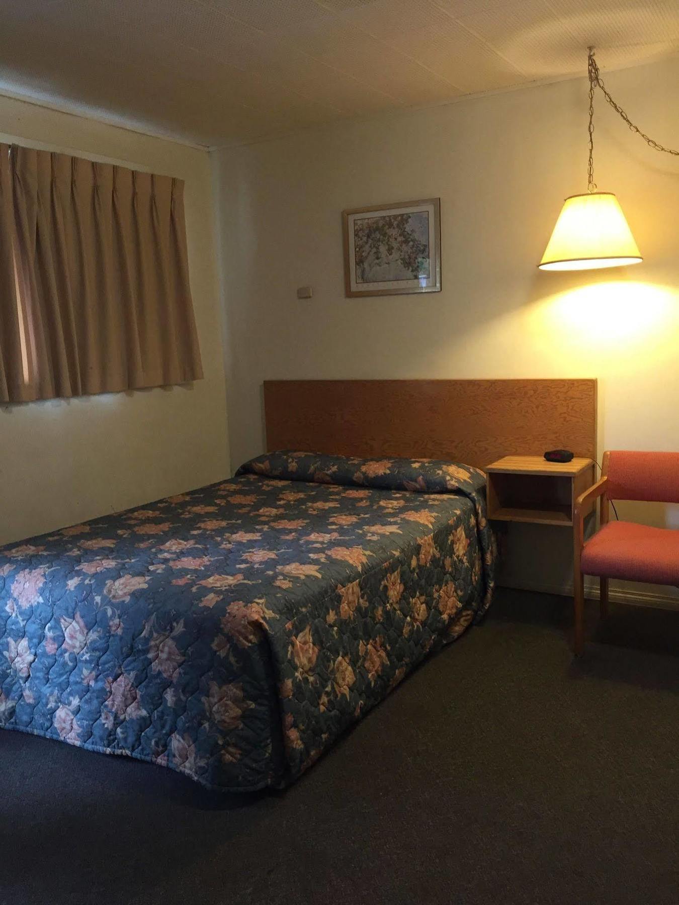 Yellow Quill Motel Portage la Prairie Extérieur photo