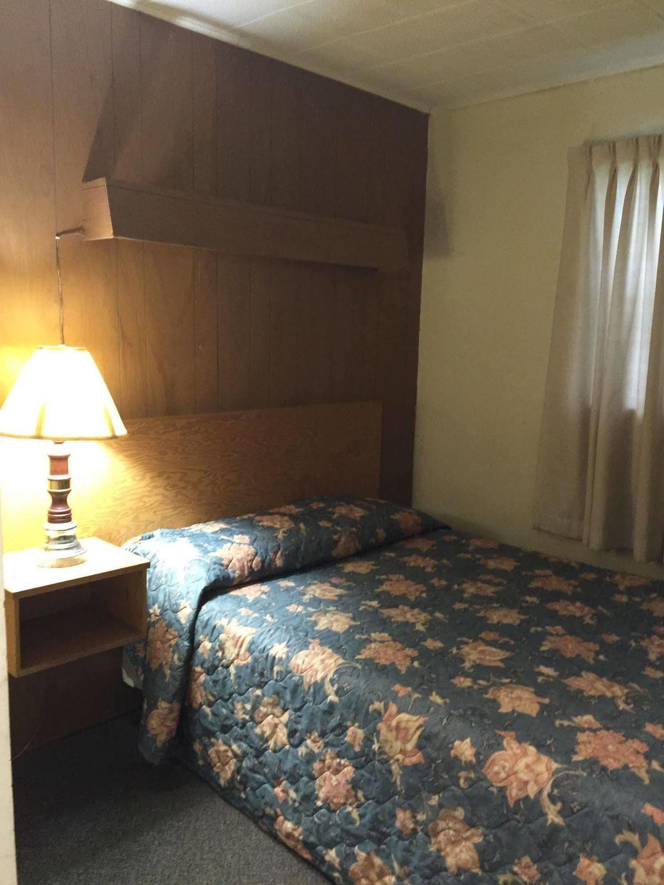 Yellow Quill Motel Portage la Prairie Extérieur photo